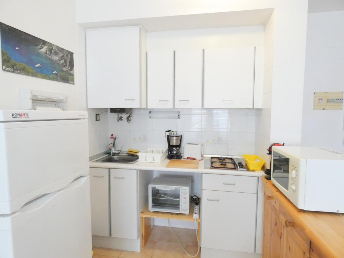 La Platja 3C Apto. Con Un Dormitorio, 200M Playa Y Plaza De Parking Roses Zewnętrze zdjęcie